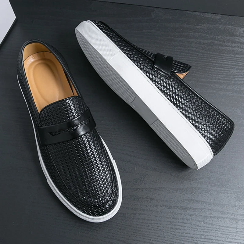 Fashion Slip On Loafers Men Shoes Board Soft Casual Leather Shoes Men Sneakers Party Weave Pattern Shoes For Man Flat Free