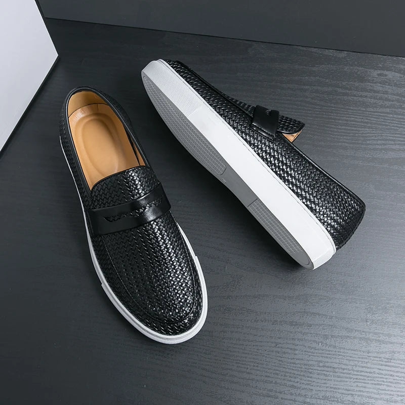 Fashion Slip On Loafers Men Shoes Board Soft Casual Leather Shoes Men Sneakers Party Weave Pattern Shoes For Man Flat Free