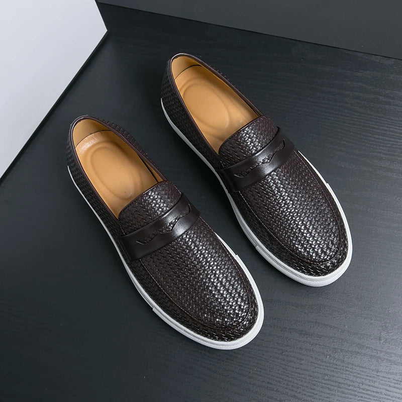 Fashion Slip On Loafers Men Shoes Board Soft Casual Leather Shoes Men Sneakers Party Weave Pattern Shoes For Man Flat Free