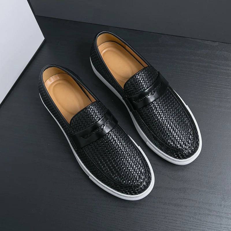 Fashion Slip On Loafers Men Shoes Board Soft Casual Leather Shoes Men Sneakers Party Weave Pattern Shoes For Man Flat Free