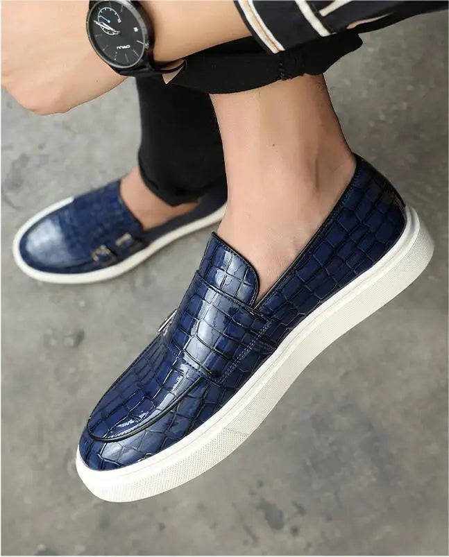 Men's Casual Shoes Crocodile Grain Leather Men Fashion British Style Loafers Mens Slip-on Outdoor Flats Monk Shoes