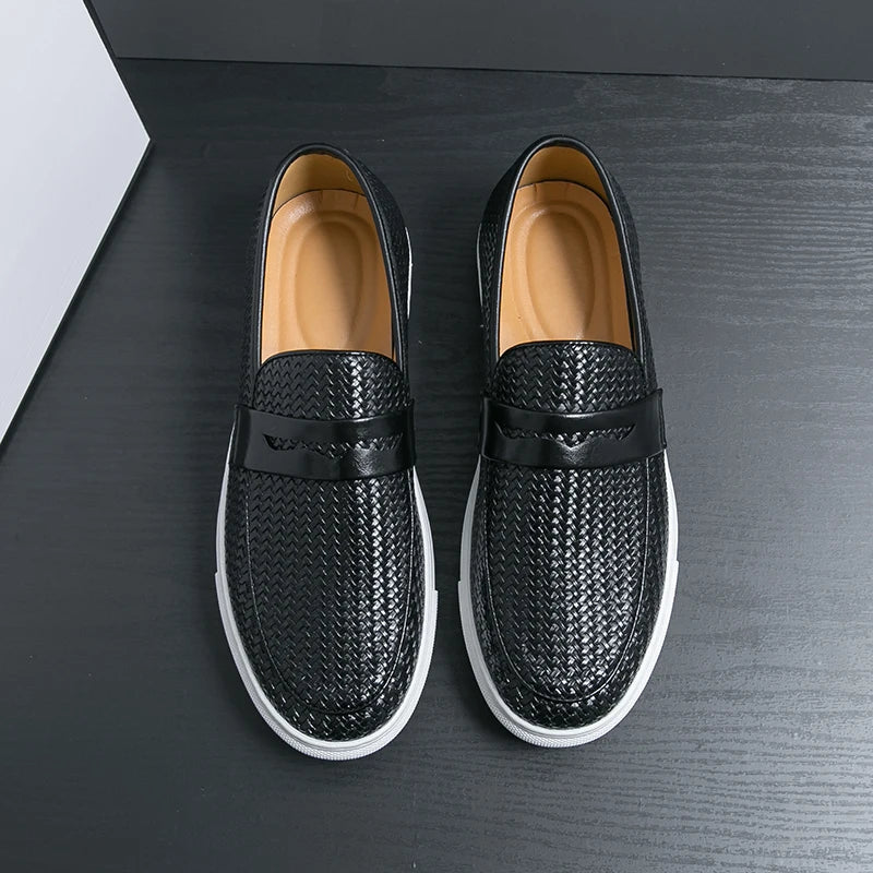 Fashion Slip On Loafers Men Shoes Board Soft Casual Leather Shoes Men Sneakers Party Weave Pattern Shoes For Man Flat Free