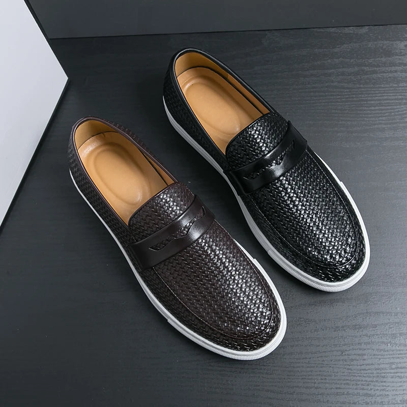 Fashion Slip On Loafers Men Shoes Board Soft Casual Leather Shoes Men Sneakers Party Weave Pattern Shoes For Man Flat Free